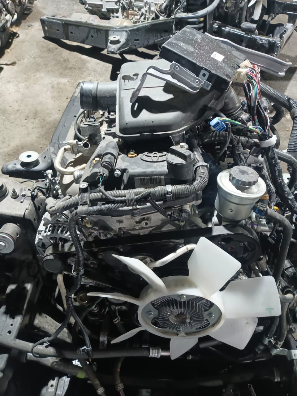 2TR-FE engine